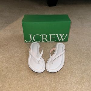 New in box j crew white leather flip flop size 7. Never worn